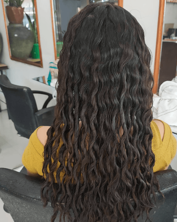 Enhance your style with Premium Raw Indian Temple Bulk Hair – Telephone Curly, featuring tightly defined, spring-like curls for a bold and voluminous look