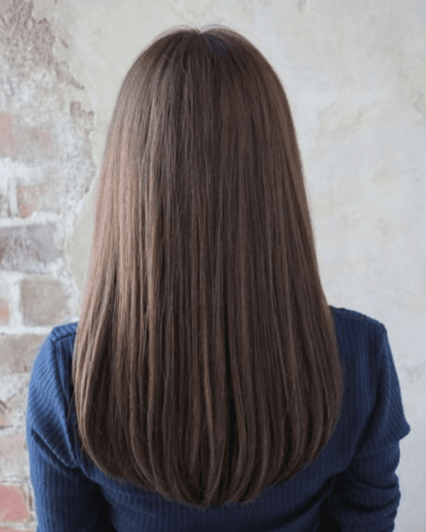 Achieve a sleek, natural hairline with Bella Hararo’s 13"x4" Straight Hair Closure Extension! Crafted from 100% Virgin Indian Hair, this HD lace closure offers a realistic scalp effect, seamless blending, and maximum styling flexibility for a flawless look