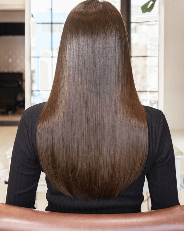 Transform your hair instantly with Bella Hararo’s 3 PCS Set Premium Straight Clip-In Extensions! Made from 100% natural human hair, these silky-smooth extensions add length, volume, and a sleek finish in minutes—perfect for any occasion
