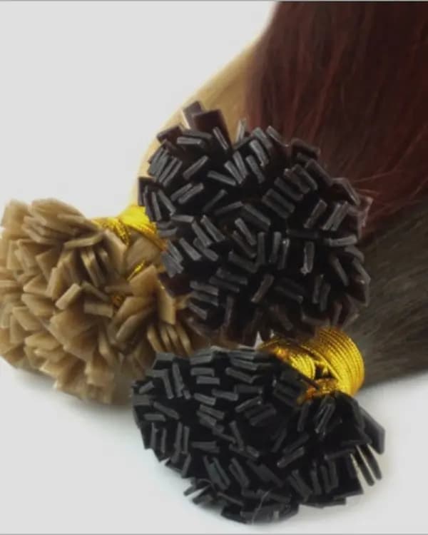 Get bouncy, voluminous curls with Bella Hararo’s Indian Remy Flat-Tip Kinky Curly Hair Extensions