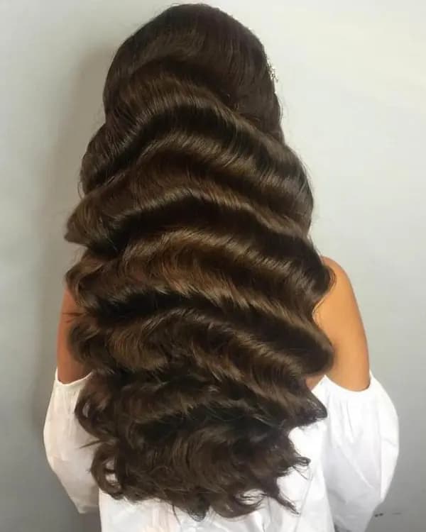 Enhance your hair with Bella Hararo’s Indian Remy I-Tip Wavy Hair Extensions